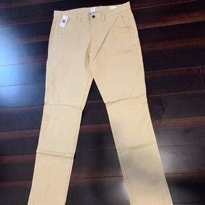 Gap - Light Khaki - Skinny - 32x32 - NEW